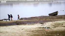 دنیای حیوانات  ریختن زباله های سمی در رود گَنگ  Toxic Waste in Ganges River