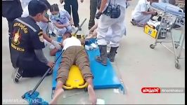 فرو رفتن وحشتناک میله داربست در بدن کارگر تایلندی پس سقوط