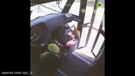 نجات جان دانش‌آموز توسط راننده اتوبوس مدرسه