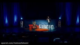 اجرای موسیقی خیابانی آکاردئون کاخن در تدکس اصفهان