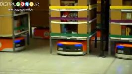 ربات کیوا در بخش انبار فروشگاه آمازون