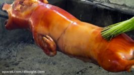 جاذبه های غذایی  غذاهای دریایی Lechon Stuffed