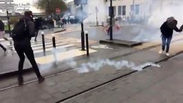 استفاده گاز اشک‌آور علیه معترضان فرانسوی