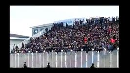 تشویق هواداران نساجی در دیدار استقلال اهواز