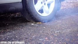 آزمایش عجیب غریب  چرخ ماشین در برابر فشفشه ها  CAR VS FIRECRACKERS