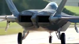 لندینگ هواپیمای جنگنده F 35 Lightning II