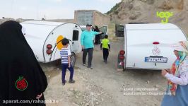 دورت بگردم ایران روستای قصلان  غذا خوردن سگ ها