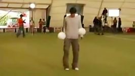 Amazing Kaka juggling two balls at the same time