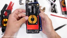 کالبد شکافی موبایل OnePlus 8 Pro توسط JerryRigEverything