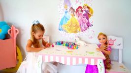 دیاناشو  دیانا روما Diana Pretend Play with Toy Sewing machine