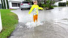 دیاناشو  دیانا روما Diana and her Brother Playing In The Rain