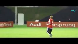 Best Football Freestyle. ft. Van PersieMessiRobbenHa