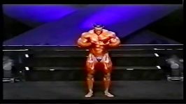 Kevin Levrone legendary posedown at Mr. Olympia 2002