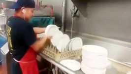 سرعت عمل باورنکردنی در شستن ظروف