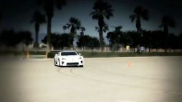 Drag Race 2012 Lexus LFA vs 2010 Nissan GT R