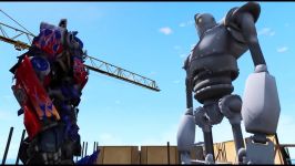 نبرد ابر قهرمانان  مبارزه بین  OPTIMUS PRIME VS IRON GIANT  EPIC BATTLE