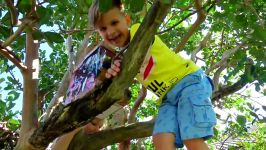 دیاناشو  دیانا روما  این قسمت  Diana and Roma pretend play climbing with a