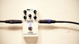 معرفی افکت گیتار الکتریک MXR Bass Compressor M87