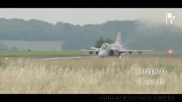 تیک آف هواپیمای جنگنده f16 Gripen