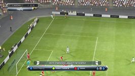 کرنری پشت محوطه شوت یک ضرب به زیر طاق دروازه PES2013