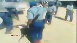 ضرب شتم شدید مرد دست بسته توسط پلیس