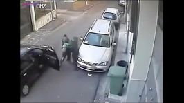 سرقت ضرب شتم دختر جوان در خیابان خلوت توسط کیف قاپ 