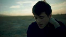 آهنگ زیبای Alec Benjamin به نام If We Have Each Other زیرنویس فارسی