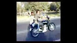 تكچرخ زدن دختر در تهران