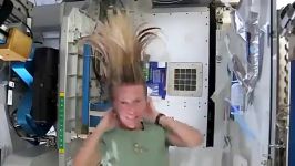 روش جالب شستن مو در فضا