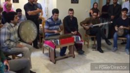 اجرای قطعه خزان دف نوازی زیبای احسان قدمی در حضور استاد محمد اسماعیلی
