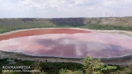 Indias 50000 year old Lonar Lake Mysteriously turns Pink 2020