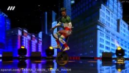 فصل دوم عصر جدید  اجرای حرکات نمایشی تک چرخ توسط منصور نادری مرحله دوم