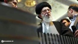 بازدید امام خامنه ای غرفه آثار آیت الله صادقی تهرانی