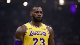 بهترین حرکات جدید لبرون جیمز در NBA