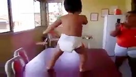 پسر بچه رقاص خیلی باحال