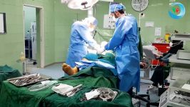 انجام ۳ جراحی پیوند استخوان، زانوی پرانتزی مینیسک زانو در یک بیمار