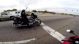 CBR600RR Vs Police Harley Davidson