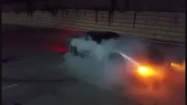 آتش زدن رینگ خودرو به وسیله حرکت درجا سوپر خودرو