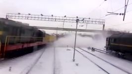 How to clean the snow off the railways