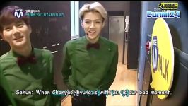 Sehun fooling around with Chanyeol CUT