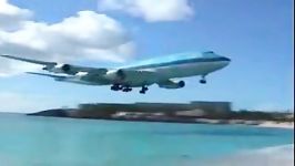 فرود شگفت انگیز 747 در در فرودگاه جزیره سنت مارتین