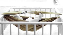 Instruction video hammock in the playpen