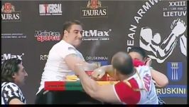 فیلم مسابقه مچ اندازی arm wrestling