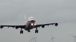 لندینگ هواپیمای ایرباس a340