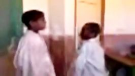 تبعیض.روانی بودن معلم. ازار واذیت دانش اموزان بلوچستان