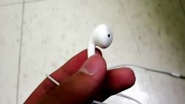 New Apple earphones for iPhone 5