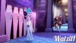 monster high Astranova and Apple white and raven queen