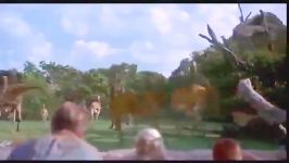 حمله تی رکس به گالیمیموس ها در فیلم پارک ژوراسیک