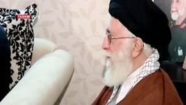 حضور رهبر انقلاب در منزل سردار شهید حسین همدانی