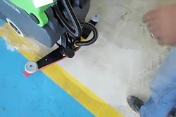 اسکرابر  فیلمی جالب پاک کردن روغن در تعمیرگاه خودرو